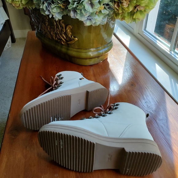 Teva W Midform Boots - Picture 12 of 16